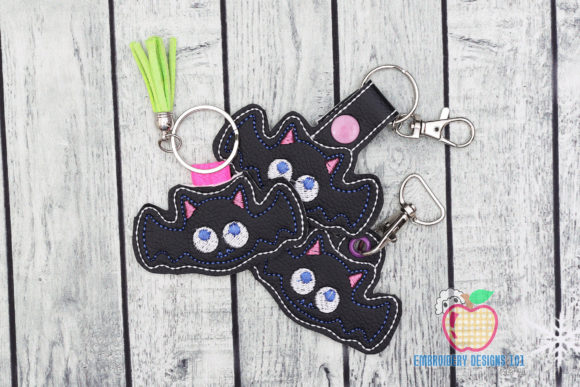 Halloween Bat ITH Key Fob: A Designer's Review